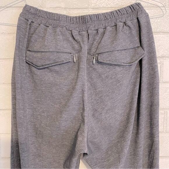 Lululemon Coal Grey & go Keepsake Studio Jogger Tech Pants sz 4 - Picture 4 of 16